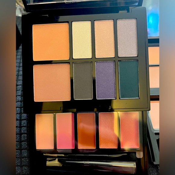 Quo Other - Brand new Quo double face palette.      6 eyeshadows, 2 blush, 5 lip, 2 brushes